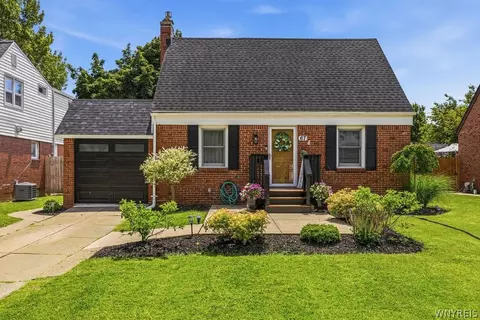 67 Neumann Pkwy, Buffalo, NY 14223