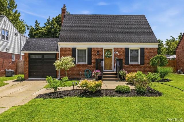 67 Neumann Pkwy, Buffalo, NY 14223