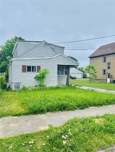 343 73rd St, Niagara Falls, NY 14304