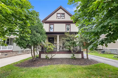 37 Fruehauf Ave, Amherst, NY 14226