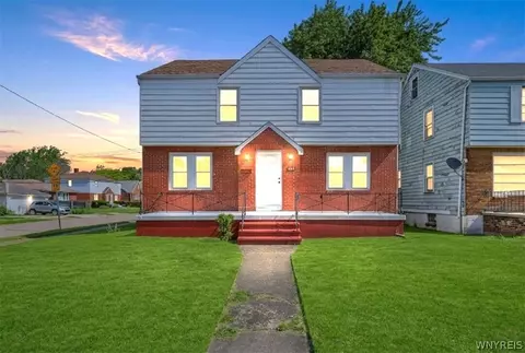 352 Davidson Ave, Buffalo, NY 14215