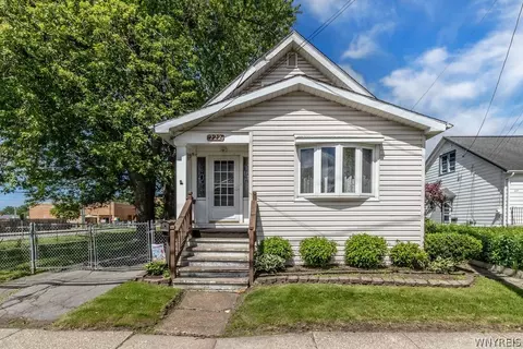 222 Helen St, Cheektowaga, NY 14206