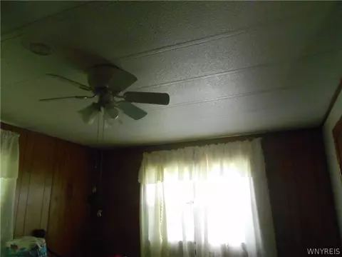 15 Sunset Dr, Delevan, NY 14042 photo 9