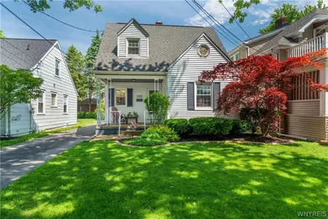 564 Locust St, North Tonawanda, NY 14120