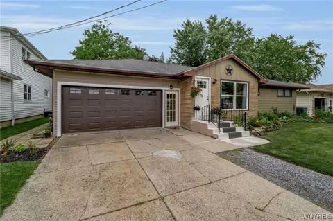 75 Firestone St, Lackawanna, NY 14218