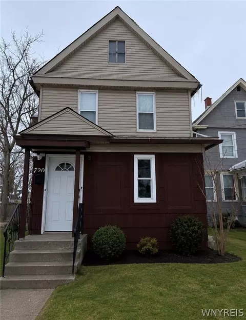 720 Monteagle St, Niagara Falls, NY 14305