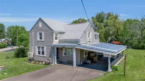2688 Ferndale Ave, Hamburg, NY 14075