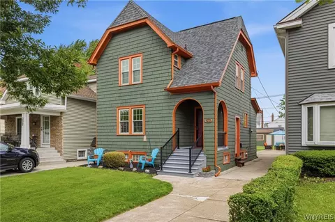 306 Mckinley Ave, Kenmore, NY 14217