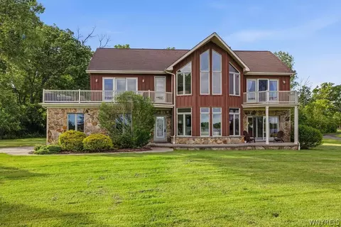 3199 W River Rd, Grand Island, NY 14072