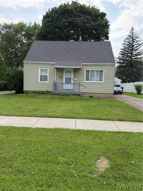 1242 87th St, Niagara Falls, NY 14304