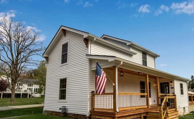 240 Niagara St, Lewiston, NY 14092