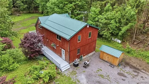 3864 Hollow Rd, Orangeville, NY 14167