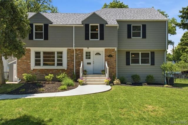 373 Darwin Dr, Amherst, NY 14226