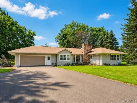 360 East Ave, Albion, NY 14411