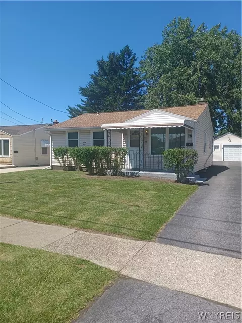 37 S Glidden St, Cheektowaga, NY 14206