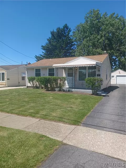 37 S Glidden St, Cheektowaga, NY 14206