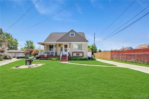 4 Amurra Ct, Cheektowaga, NY 14225