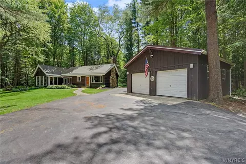 13480 Miller Ave, Chaffee, NY 14030