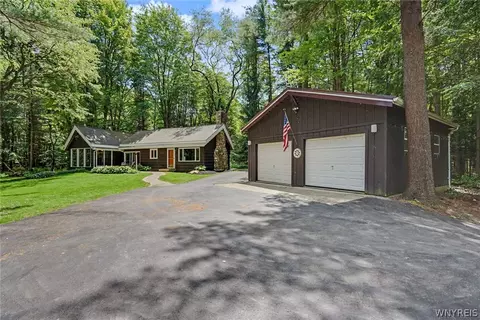 13480 Miller Ave, Chaffee, NY 14030