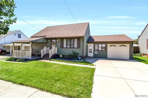122 Currier Ave, Sloan, NY 14212