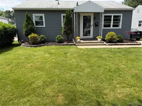 634 Loretta St, Tonawanda, NY 14150