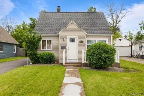 112 Larch Rd, Amherst, NY 14226