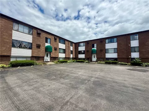 51 S 86th St #9B, Niagara Falls, NY 14304