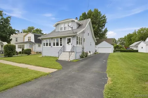 3662 6th St, Buffalo, NY 14219