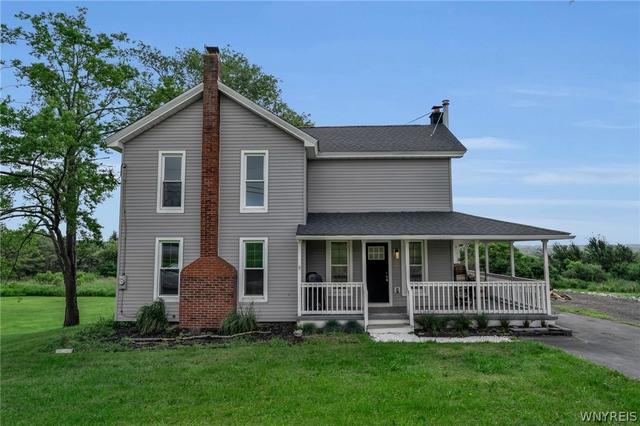 6197 Curriers Rd, Arcade, NY 14009
