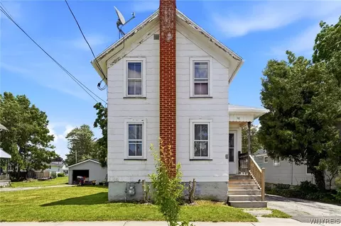 18 Columbia Ave, Batavia, NY 14020