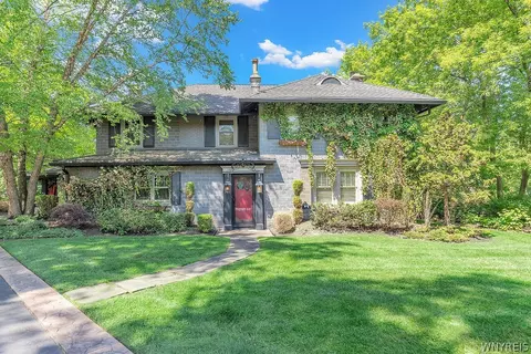 72 N Long St, Amherst, NY 14221