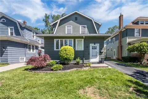 40 Mckinley Ave, Kenmore, NY 14217