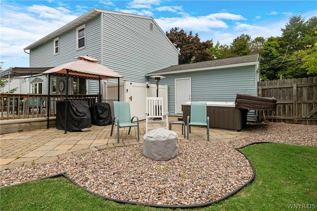 425 Knowell Rd, Camillus, NY 13031