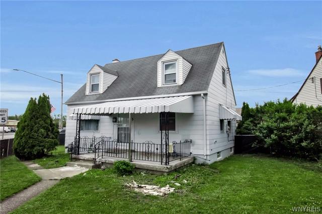 5 Greenleaf Ln, Cheektowaga, NY 14225