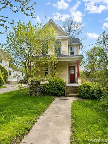 2961 Mckoon Ave, Niagara Falls, NY 14305