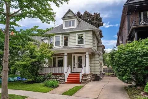 61 W Oakwood Pl, Buffalo, NY 14214
