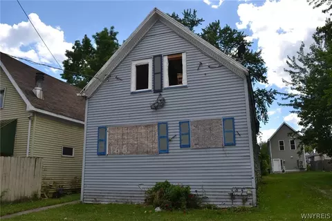 166 Thompson St, Buffalo, NY 14207