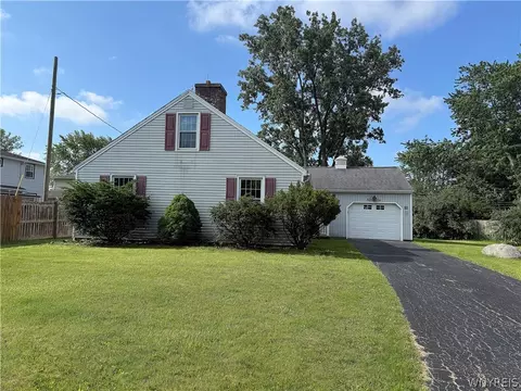 11 Copley, Amherst, NY 14221