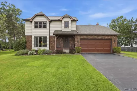 1172 Virginia Dr, Alden, NY 14004