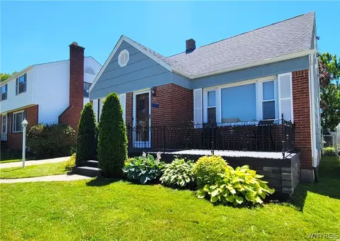 204 Renwood Ave, Buffalo, NY 14217