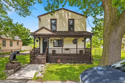 30 Dwyer St, West Seneca, NY 14224