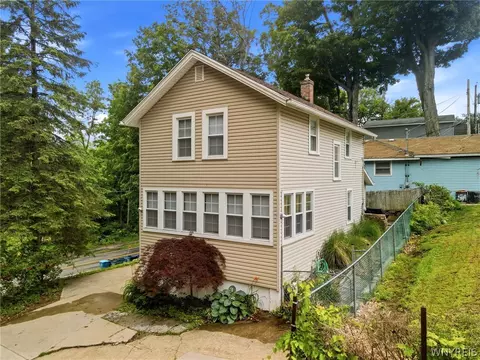 Exterior - 629 Seymour, Evans, NY 14006 photo 2 of 8