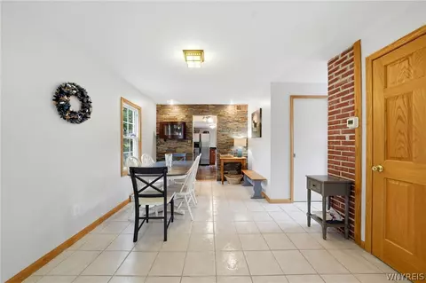 Entry Way - 629 Seymour, Evans, NY 14006 photo 1 of 1