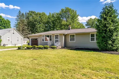 1297 Dodge Rd, Getzville, NY 14068