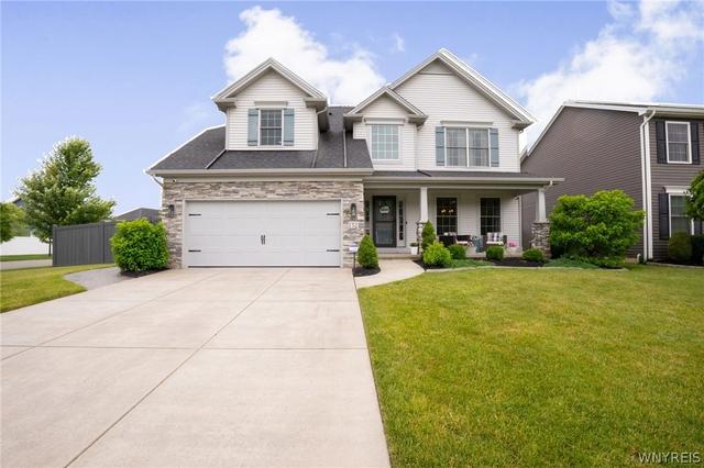 132 Boxelder Ln, Amherst, NY 14228