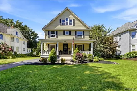 804 W Center St, Ridgeway, NY 14103