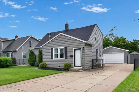 304 Vicksburg Ave, Tonawanda, NY 14150