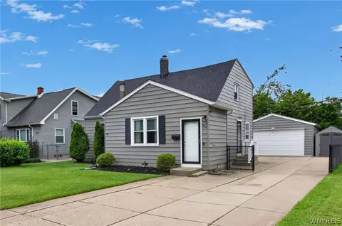 304 Vicksburg Ave, Tonawanda, NY 14150