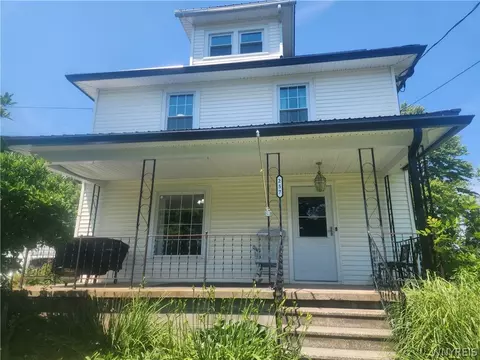 257 N Main St, Yates, NY 14098