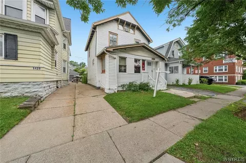 1425 Kenmore Ave, Kenmore, NY 14217